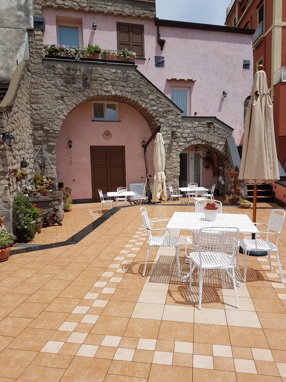 Chez Chantal Bed & Breakfast Meta Bagian luar foto