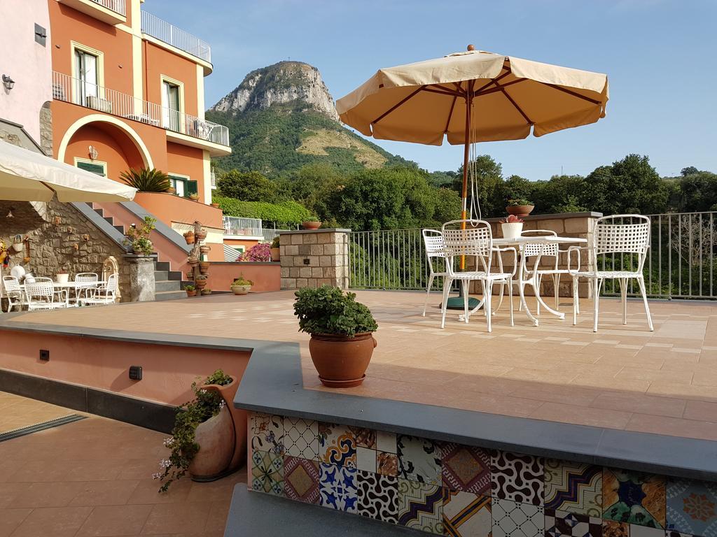 Chez Chantal Bed & Breakfast Meta Bagian luar foto